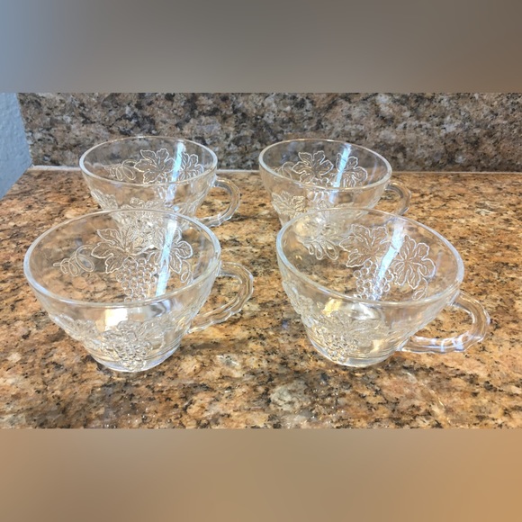 Vintage Anchor Hocking Clear Grape Punch Cups - Picture 2 of 12